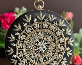 KESHA Round Black Clutch Purse with Gold Craftsmanship and  Graceful design for Cocktail, Prom & Formal Outfits
