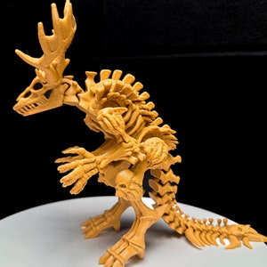 Articulated Skeleton Wendigo Figure: Handmade Horror Collectible