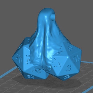 Peut inclure: Un charme en plastique bleu en forme de dés avec un design texturé ressemblant à du tissu. Le charme présente deux dés, l'un avec les chiffres 1, 2, 3, 4, 5 et 6, et l'autre avec les chiffres 7, 8, 9, 10, 11 et 12.