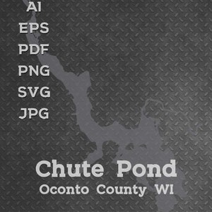 Puede incluir: Una silueta gris de Chute Pond en el condado de Oconto, Wisconsin, sobre un fondo de metal negro con un patrón de diamante. El texto "Chute Pond" y "Oconto County WI" está debajo de la silueta.