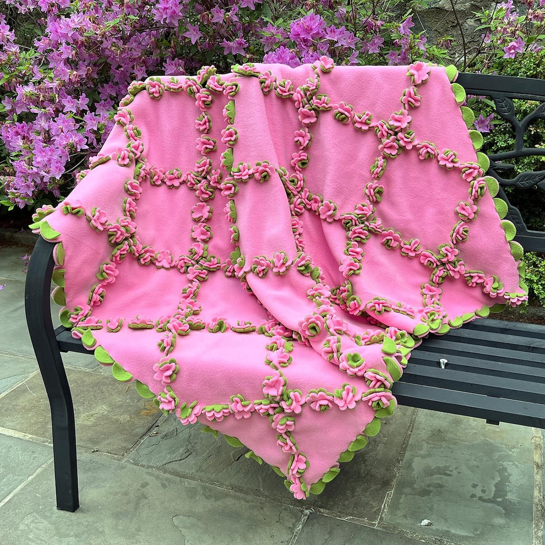 No Sew Trellis Fleece Patchwork Throw Kit, Mother's Day Gift. Create a ...