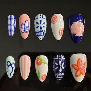 Costal Summer Press on Nails | Hand painted press on nails. Re-usable press on nails. Summer nails