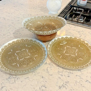 Artistic Accents Turkish Gold Lace Oval Glass Serving 2 Plates 12.5” and 1 Bowl