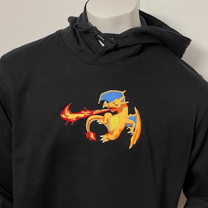 Vêtement brodé inspiration Pokemon Dracaufeu / Charizard