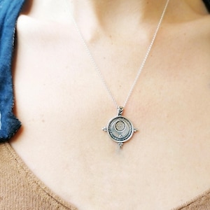 Silber Medaillon, Sterling Silber Medaillon, Silber Halskette, Silber Mond Halskette, Silber Mond Medaillon, Boho Silber Medaillon