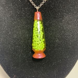 Sparkling Rose Lava Lamp Pendant Necklace: Lime Seed Beads, Silver Chain