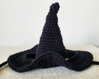 Sombrero de bruja de crochet para gatos: disfraz de Halloween hecho a mano