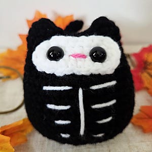 Crochet Skeleton Cat Plush: Halloween Amigurumi Kitten, Autumn Decor