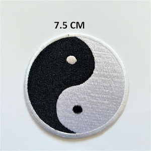 Yin Yang Chinese Taoism Symbol Embroidered Iron On Sew On Badge Patch N-209