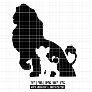Peut inclure: Silhouette noire d'un lion et d'un lionceau sur fond quadrillé blanc. Le lion a une crinière imposante, le lionceau est à côté. Le texte "SVG | PNG | JPEG | DXF | EPS" et une adresse web sont inclus.