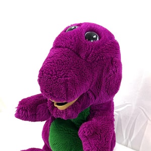 ぬいぐるみ 人形 90s DAKIN デーキン 恐竜 トリケラトプス 1992 Vintage 90s 1990s Purple 1992 Dakin Barney the Dinosaur Plush