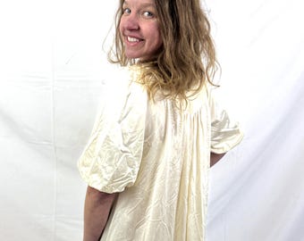 Vintage 1970s 70s White Nightgown Nylon Maxi Lingerie Peignoir Robe Dressing Gown - Olga 9707