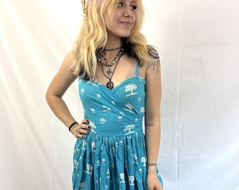 Vintage 1960s 60s Crepe Fabric Tree Print Rare Novelty Print Wrap Dress -