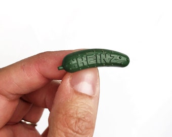 Mini pin vintage de pepinillos de Heinz, recuerdo en miniatura