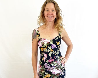 Vintage 1980s 80s Fitted Fun Floral Dress - Rampage