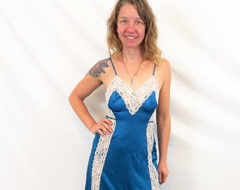 Vintage 1970s 80s Teal Blue Lace Lingerie Nightgown Dress - Gossard Artemis
