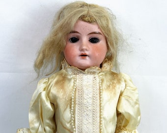Lovely Vintage Antique Victorian Composition Doll - Jointed Leather Body - Armand Marseille LILLY