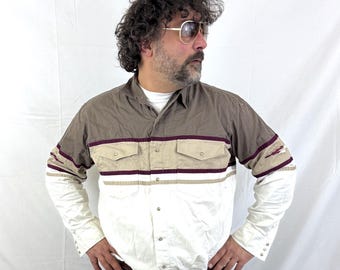 Camisa vaquera vintage de los años 90, estilo country rodeo, con botones de perlas.