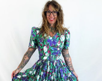 Vintage 80s 90s Floral Summer Flower Dress