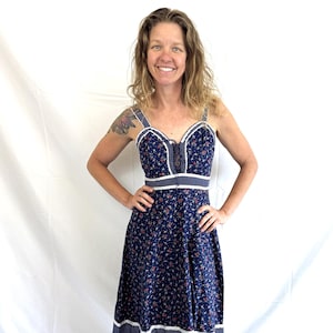 Vintage boerenjurk jaren 70 70&#39;s Gunne Sax-stijl boerenkatoen met bloemenprint