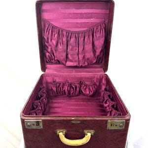 Vintage 1930s Skyway Luggage: Large Square Wardrobe Suitcase - Etsy