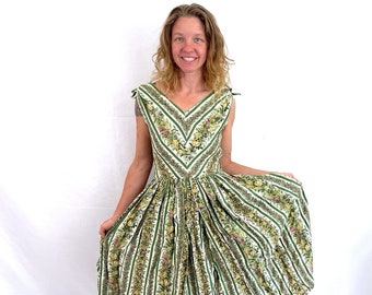 Vintage 50s 1950s Bonwit Teller Floral Garden Green Striped Dress