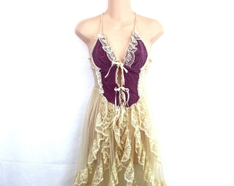 RARE Vintage 1970s 80s Romantic Fairy Tale Treasure by Faris Nightgown Lace Ruffle Grand Sweep Bustier Negligee Lingerie