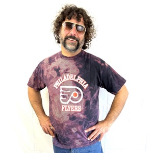 Vintage Philadelphia Flyers 1980s 90s NHL Tshirt Tee Shirt