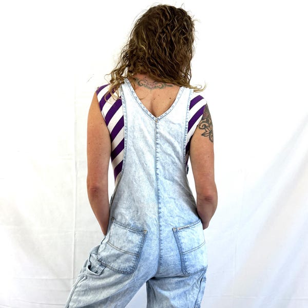 Cute Vintage 90s 1990s London London Jeans Light Wash Denim Overalls