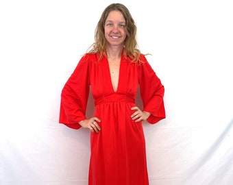 Vintage 70s 1970s Vanity Fair Qiana Nylon Red Lingerie Nightgown Maxi Caftan Dress - Vanity Fair