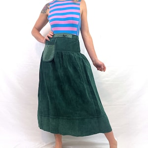 Outback red skirt size 6 discount