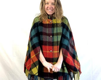 Vintage 1960er 60er Jahre Wollfransen karierter Poncho-Mantel - Irving - Montreal, Kanada