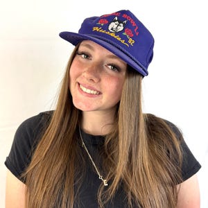 Vintage 1990s 90s University of Washington Purple 1992 UW Husky Huskies Dog Snapback Hat