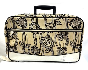 Vintage Hard Shell Samsonite Make-up Luggage, Handle, Latches and