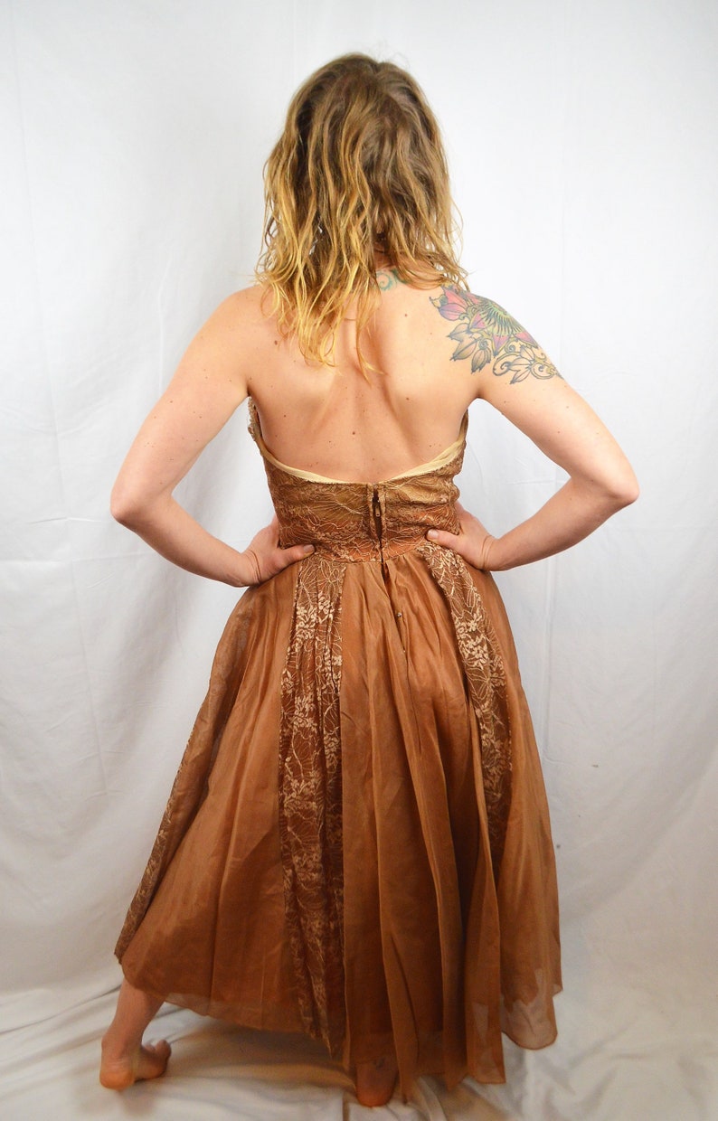 Vintage 1950s 50s Brown Lace Wow Halter Formal Party Dress