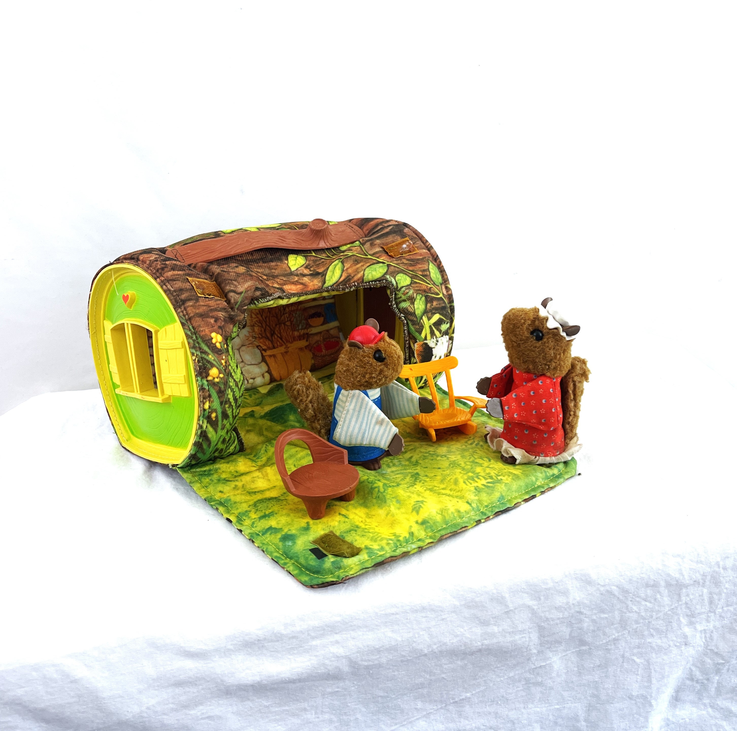 Vintage 1979 Fisher Price Woodsey Squirrel Chipmunk Family Log