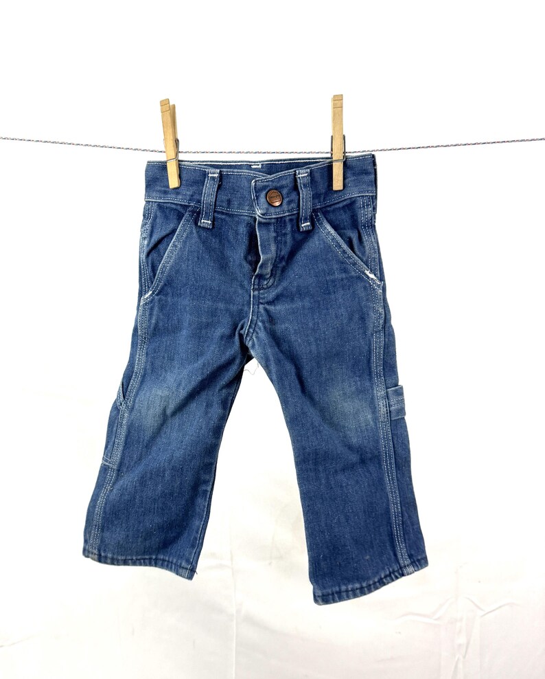 Pantalones vaqueros de mezclilla Wrangler estilo carpintero vintage para niños - Talla 1 imagen 5