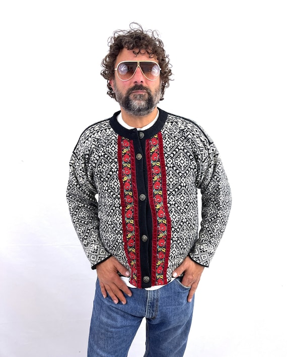 Vintage Pure New Wool Icelandic Sweater Cardigan -