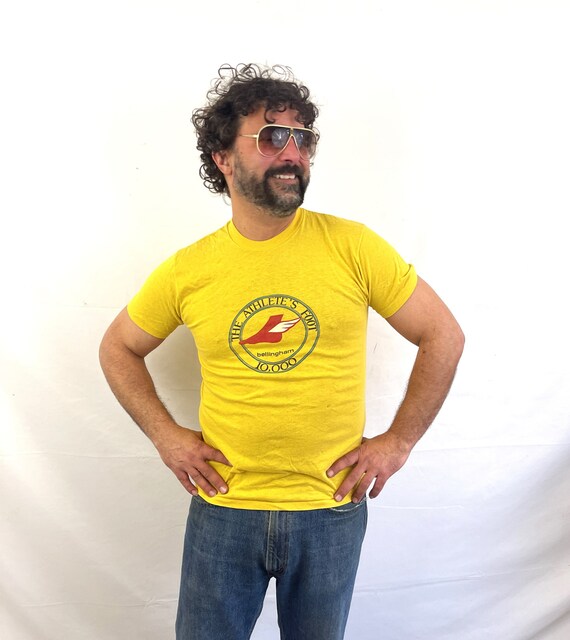 Great Vintage 80s Yellow The Athlete's Foot Tee S… - image 1