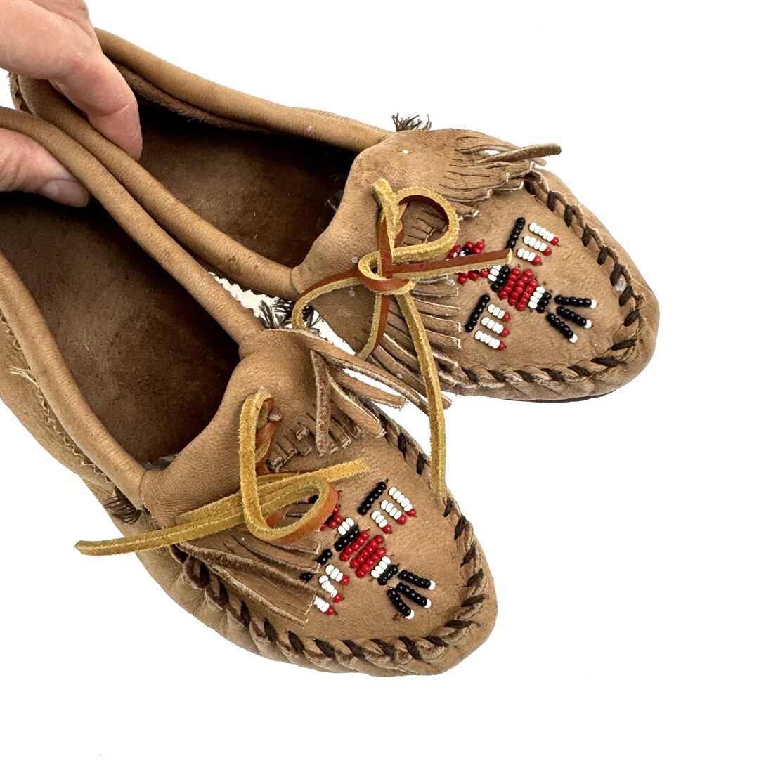Size 40 Cloth Moccasins Birds and Rhombus on Stripes main image 0