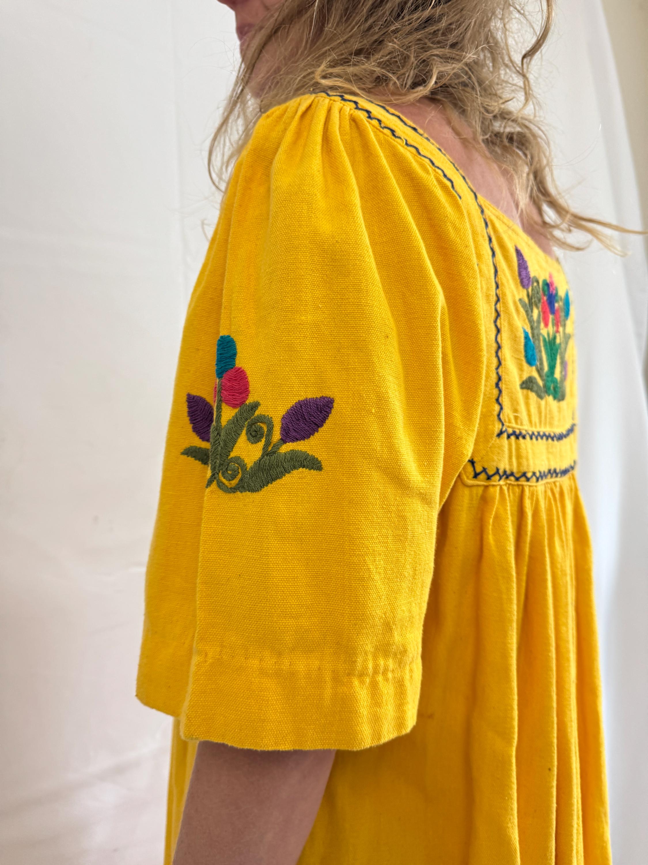 ワンピース 70s Yellow Mexican Dress il_fullxfull.3655986068_8ir0.jpg