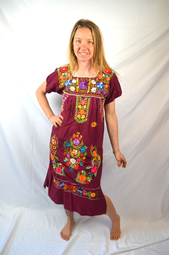 Embroidered 1970s 70s Vintage Oaxaca Mexican Tent