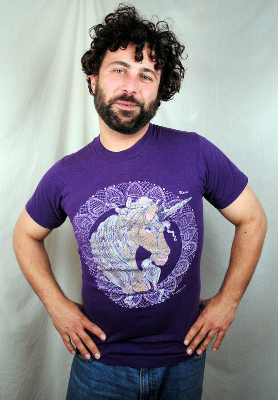 Amazing Vintage 80s Unicorn Sparkles Purple Tee Sh