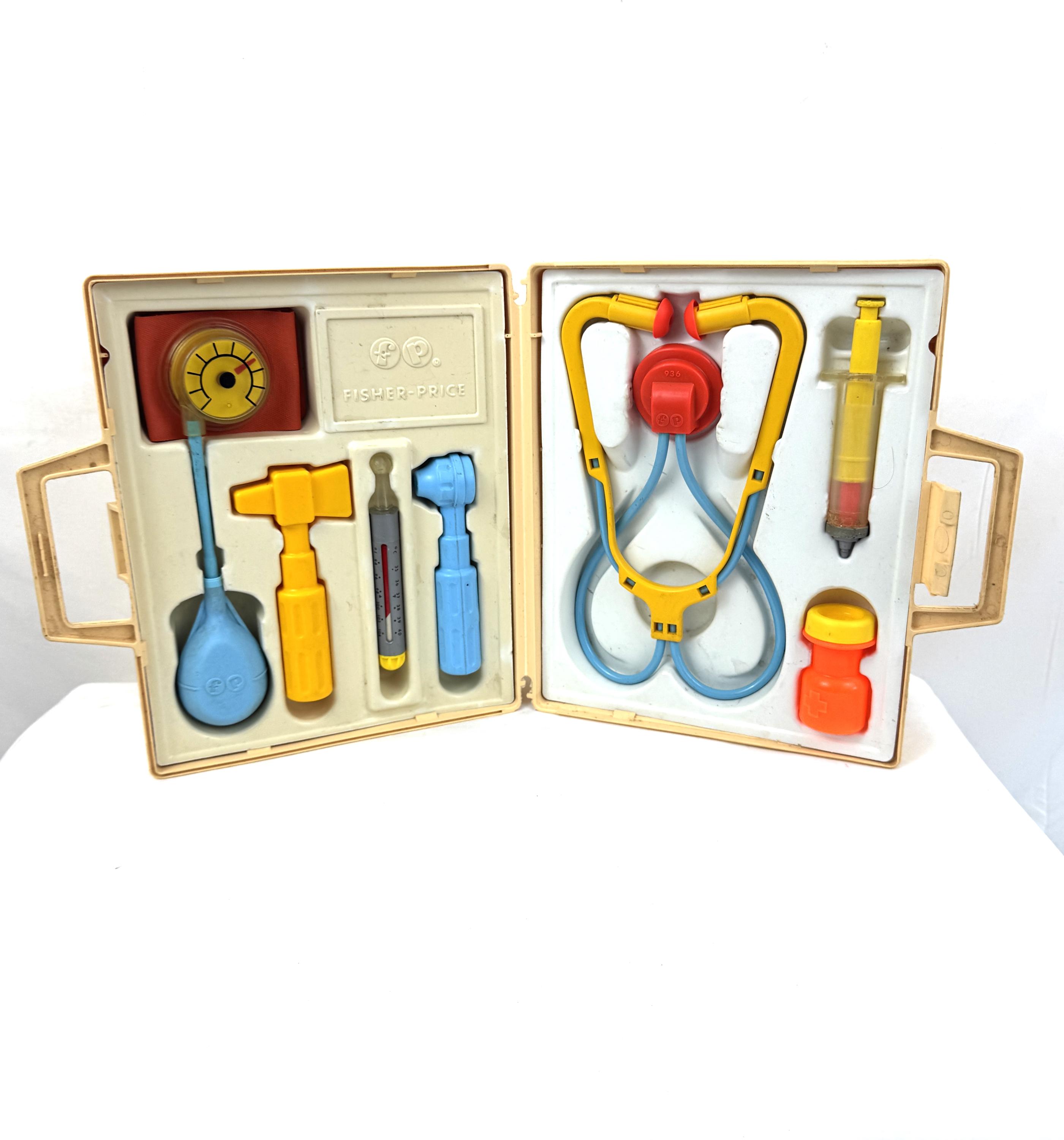 レア　フィッシャープライス メディカルキット アメリカンビンテージ Fisher price doctor kit - Etsy 日本