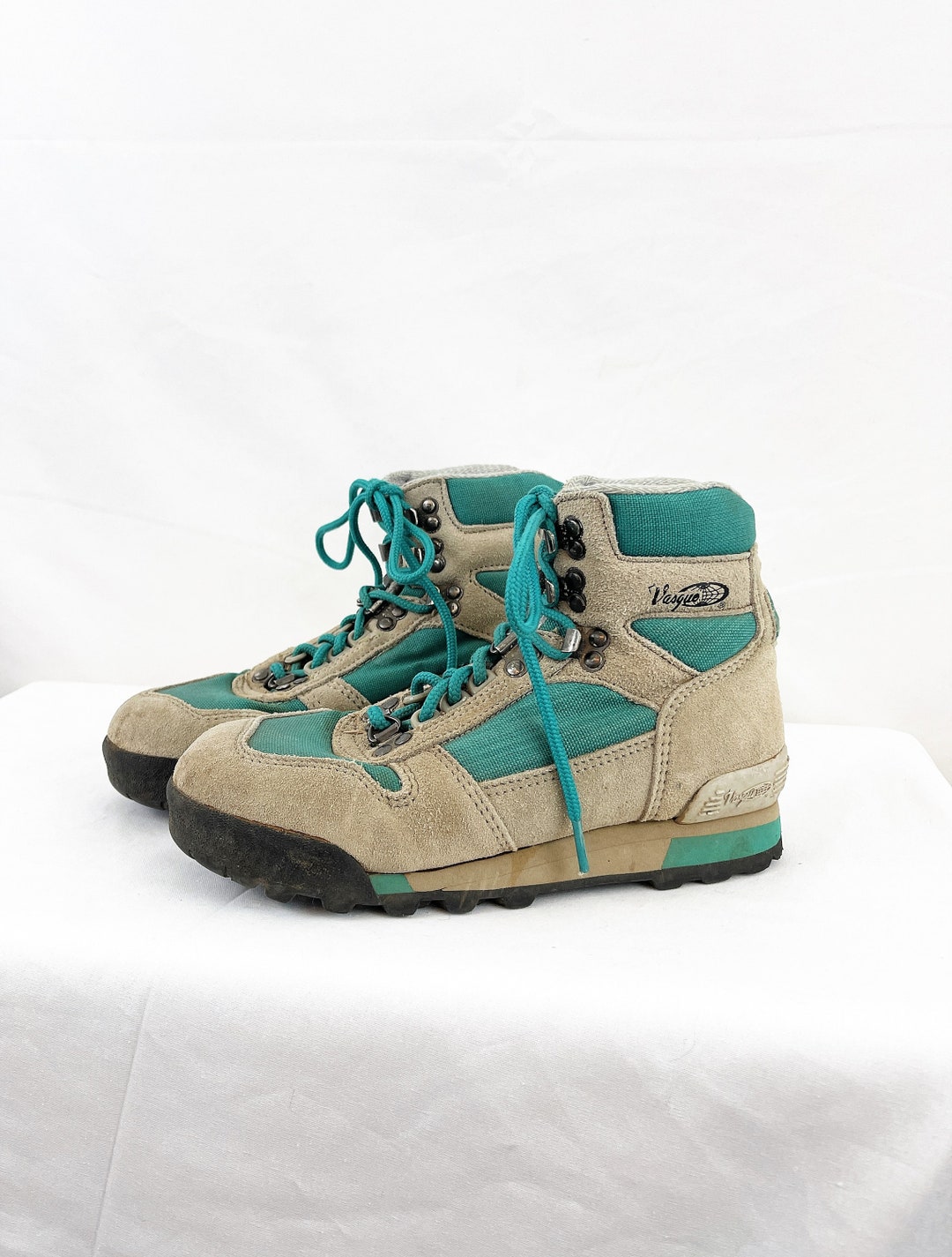 vasque vintage hiking boots