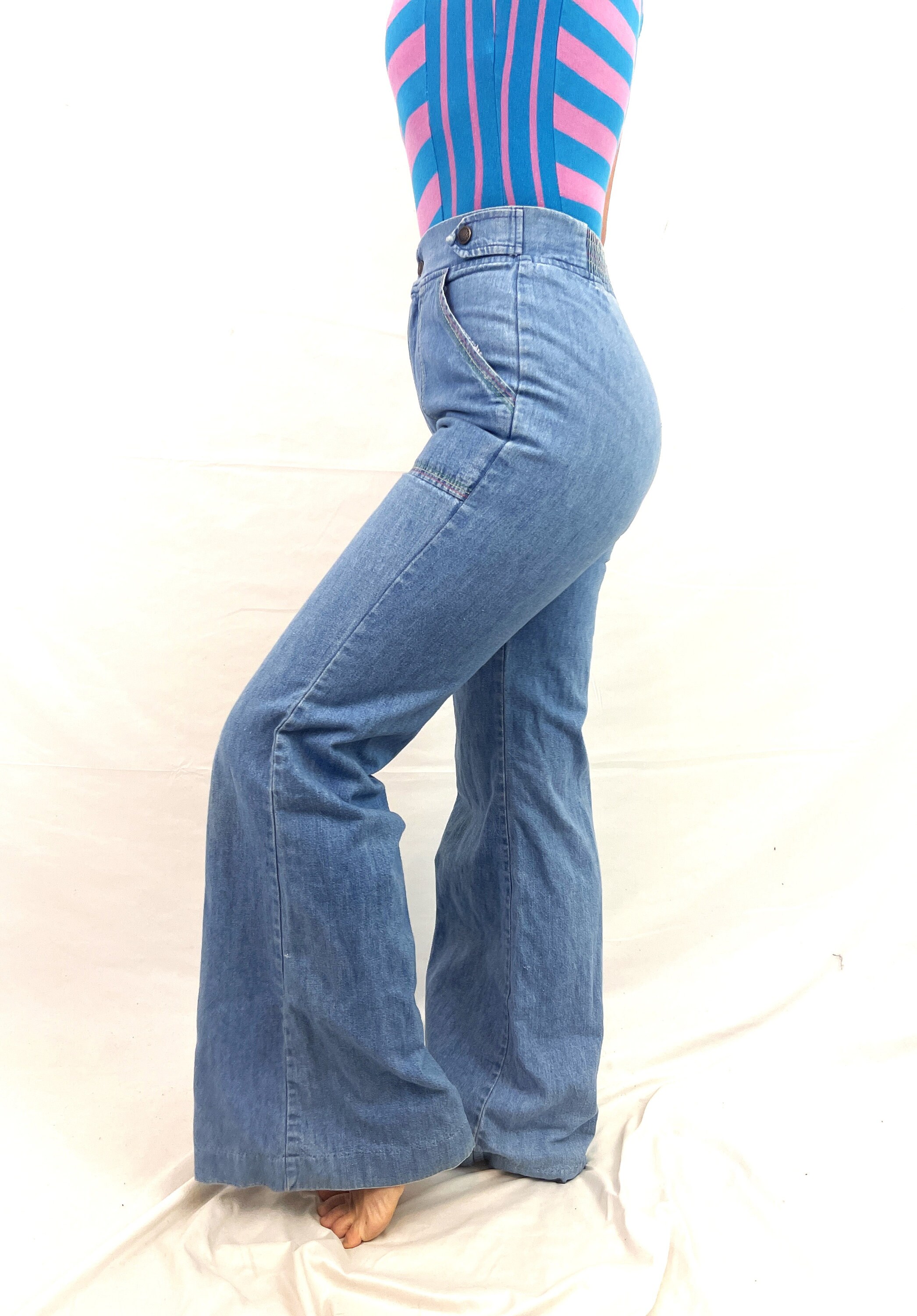 パンツ 90's Denim Rainbow Stitch Bell Bottoms Vintage 1970's RAINBOW Stitch Bell Bottom Jeans by Faded