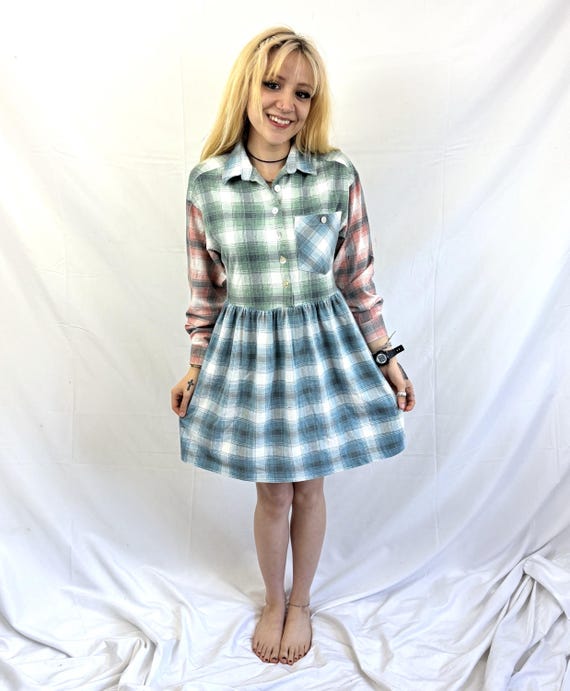 90s grunge dress Vintage 1990s Plaid Flannel Mini Babydoll - Byer Too! California Size:2XSmall Women's Sexy Deep V-Neck Sleeve Type:SLEEVELESS Skater dress so they will all