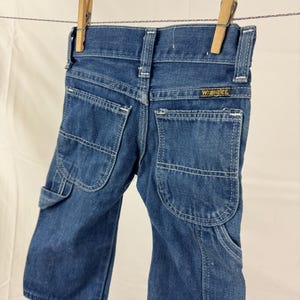 Pantalones vaqueros de mezclilla Wrangler estilo carpintero vintage para niños - Talla 1 imagen 3