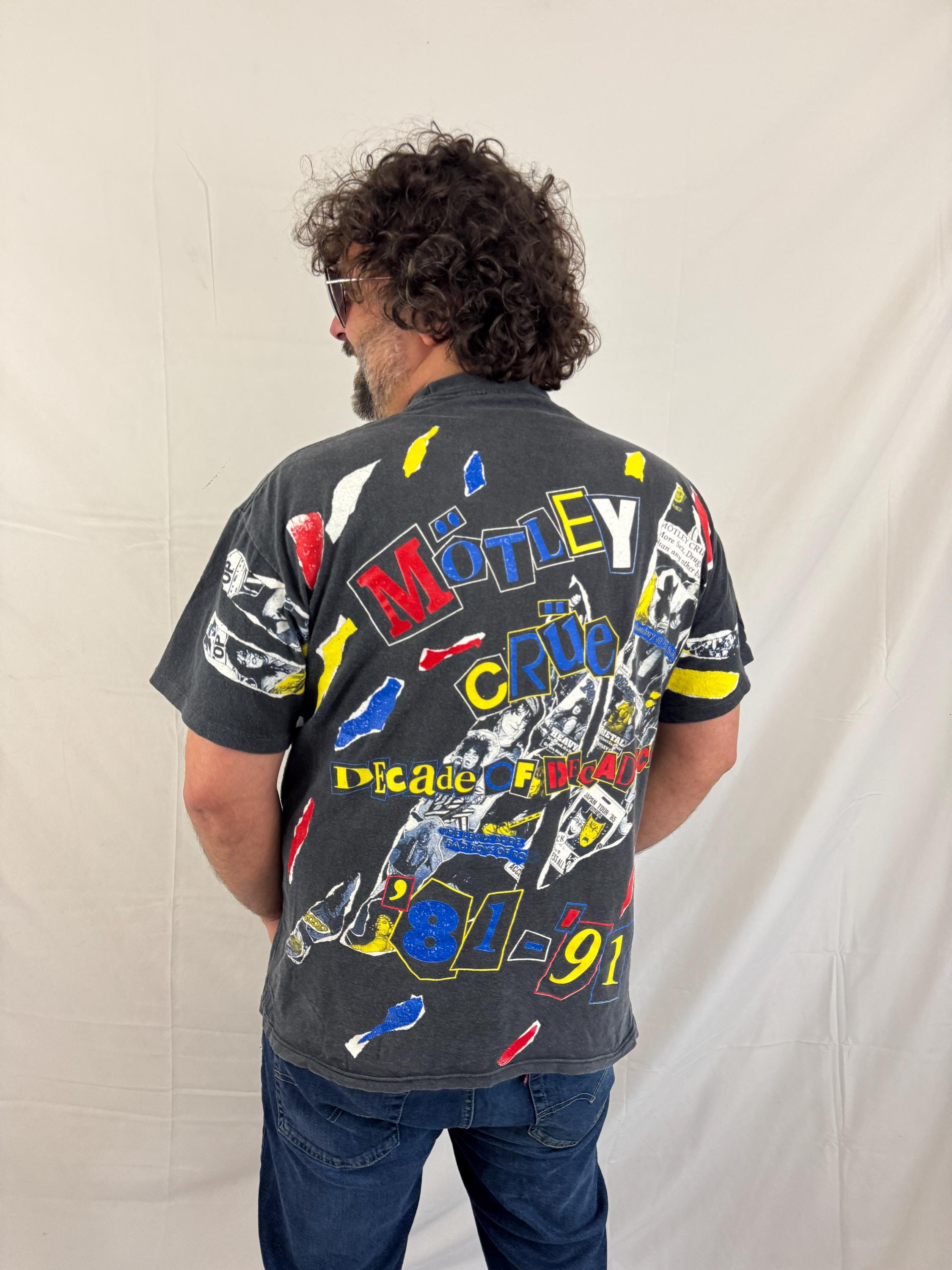 Vintage Vtg 1990s 90s Motley Crue 1991 AOP All Over Print Decade