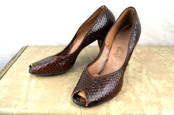 RARE Vintage 1940s Cobra Snakeskin Brown Cocktail